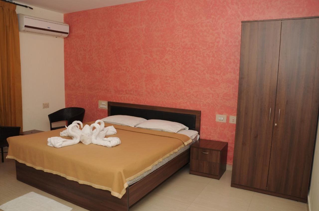 °HOTEL COUNTRY CLUB COIMBATORE (India) | BOOKED